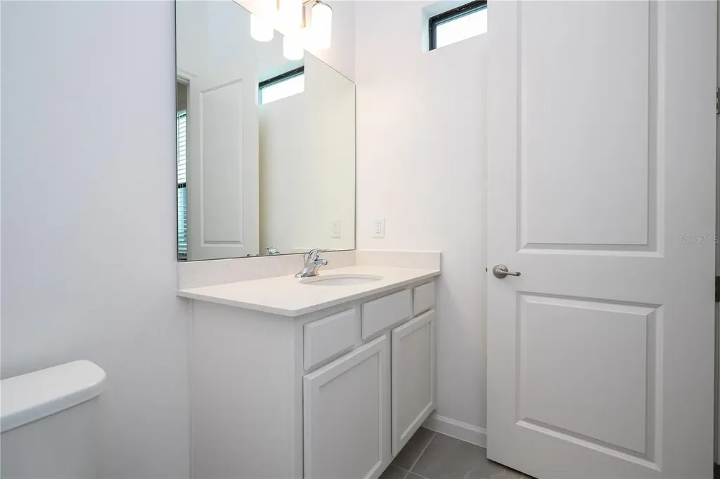 5674 High Seas Drive Orlando FL 32821