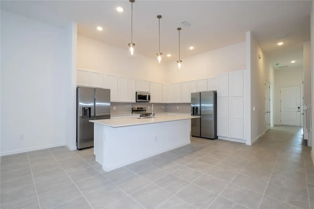 5674 High Seas Drive Orlando FL 32821