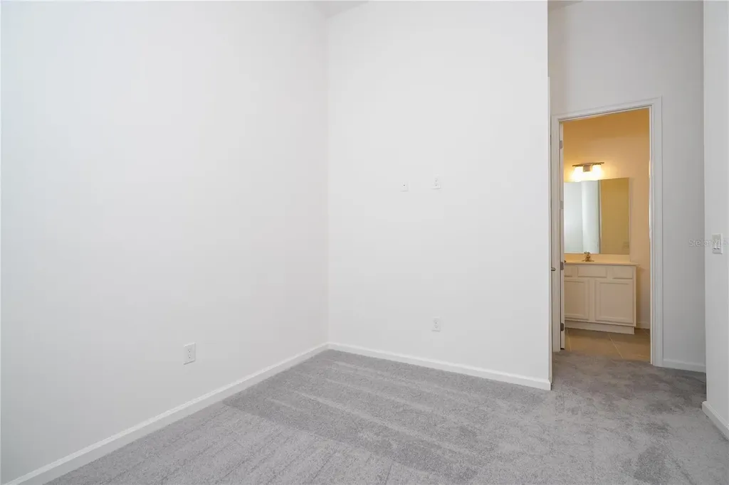 5674 High Seas Drive Orlando FL 32821