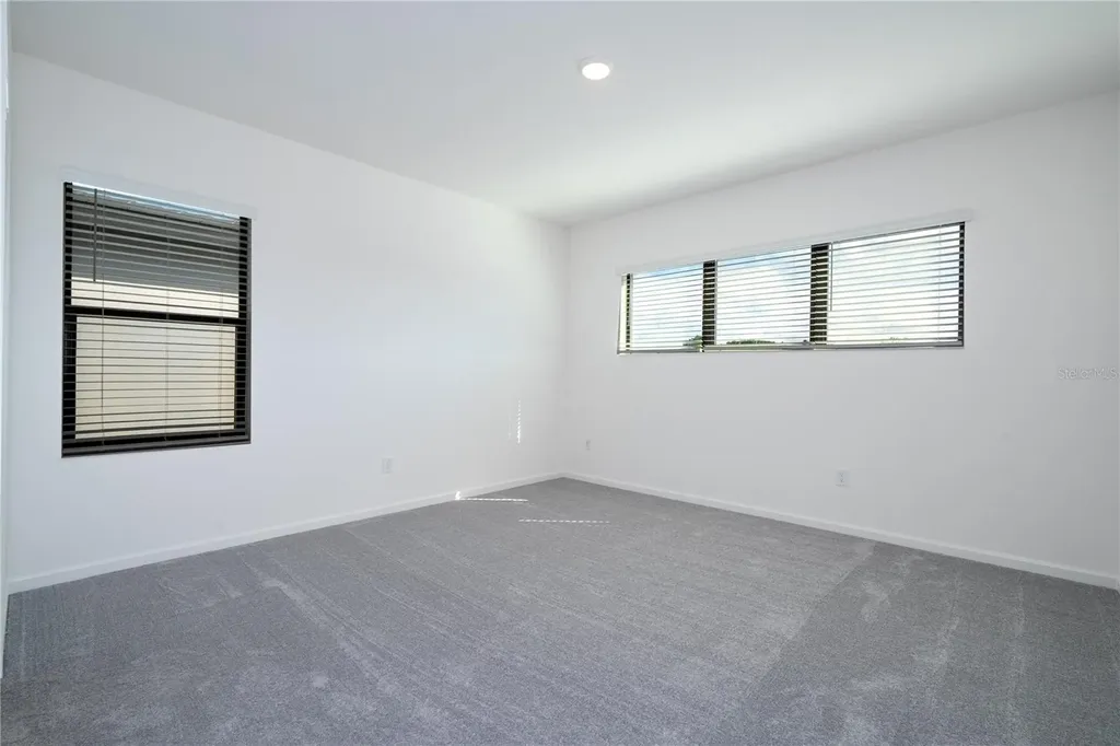 5674 High Seas Drive Orlando FL 32821