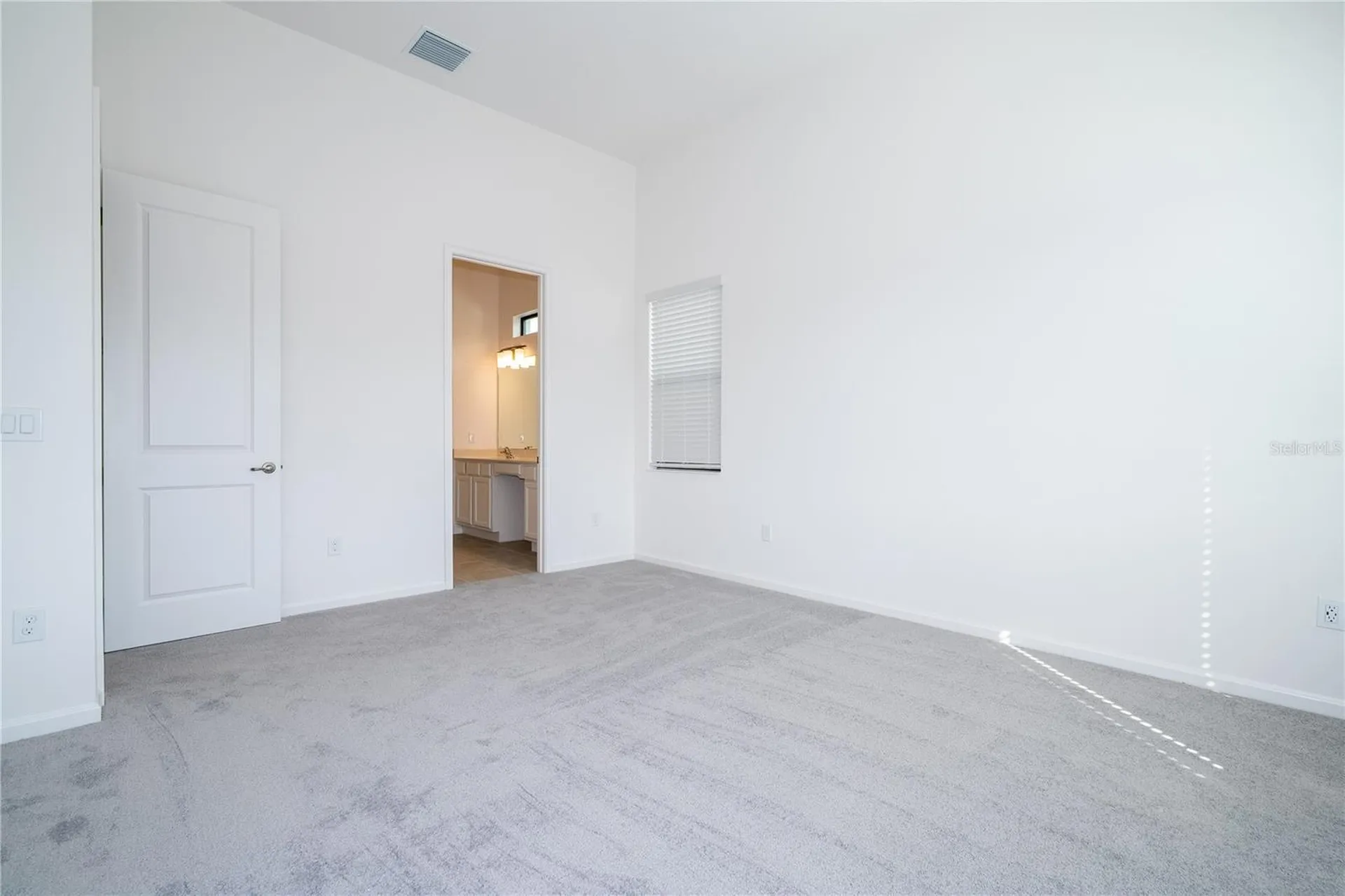 5674 High Seas Drive Orlando FL 32821