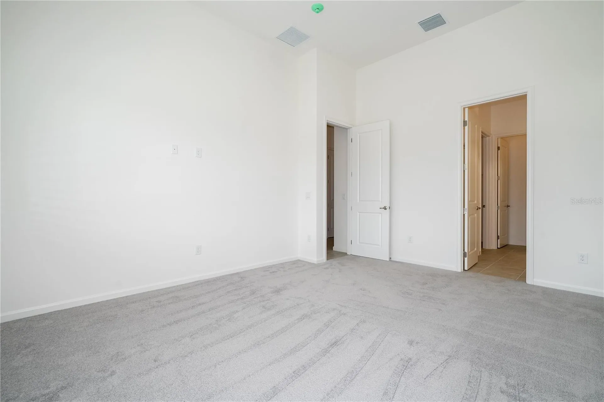 5674 High Seas Drive Orlando FL 32821