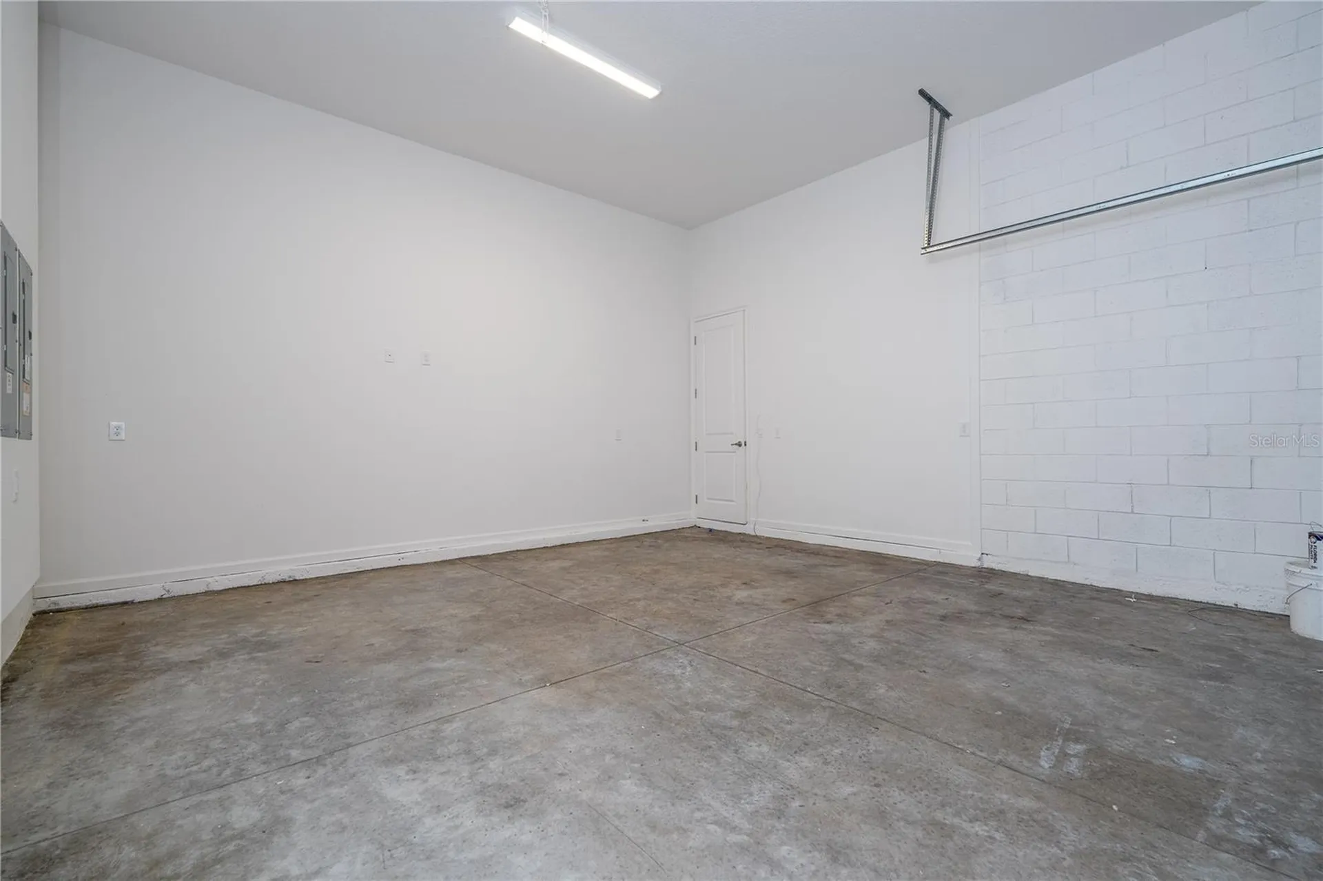 5674 High Seas Drive Orlando FL 32821