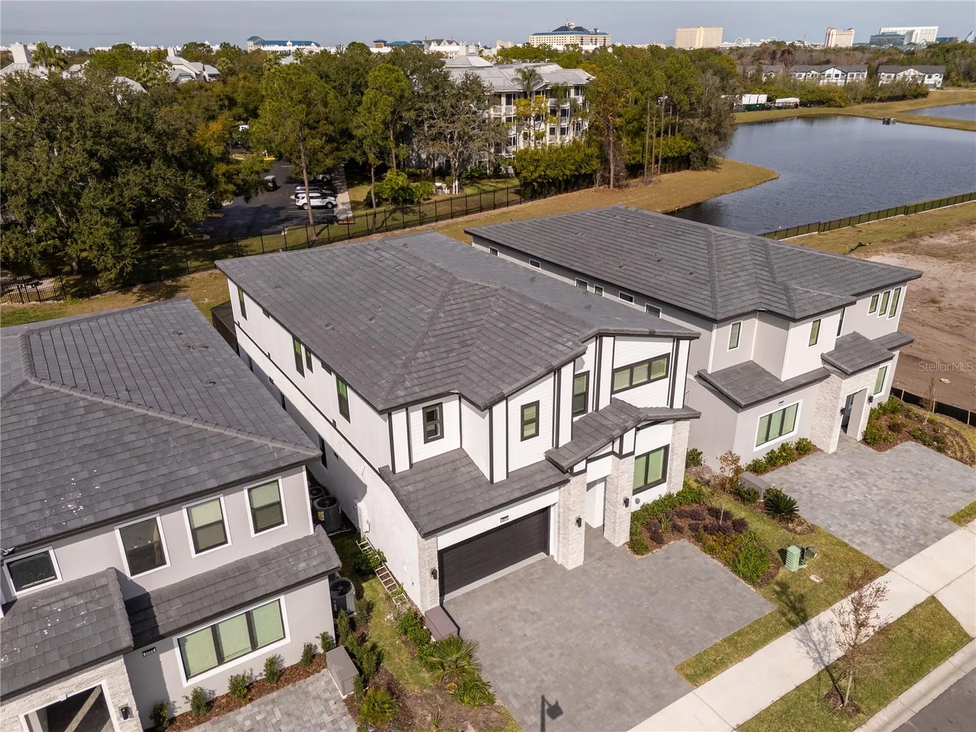 5674 High Seas Drive Orlando FL 32821