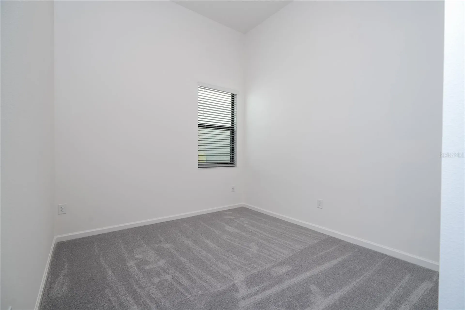 5674 High Seas Drive Orlando FL 32821