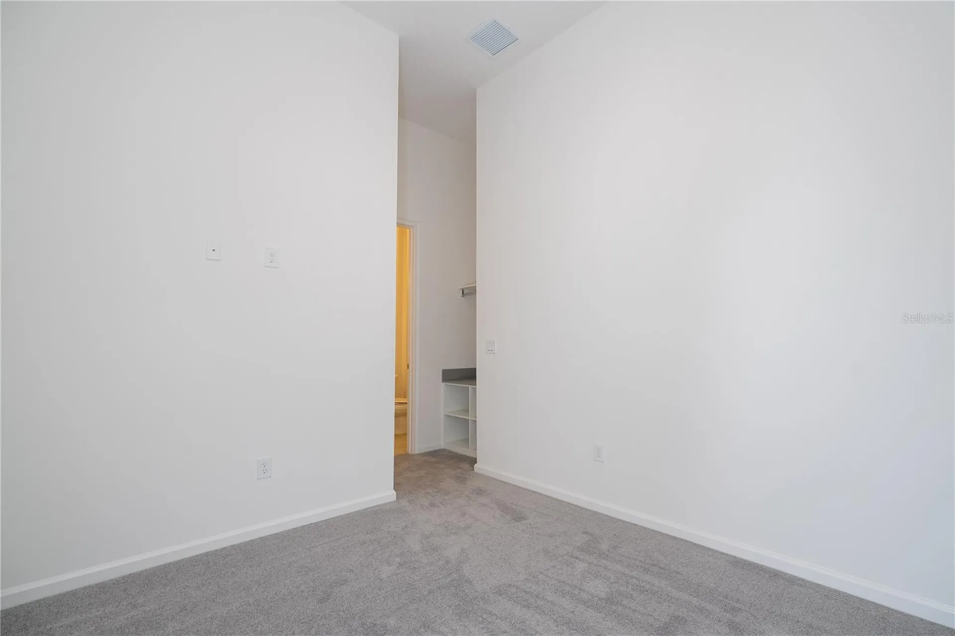 5674 High Seas Drive Orlando FL 32821