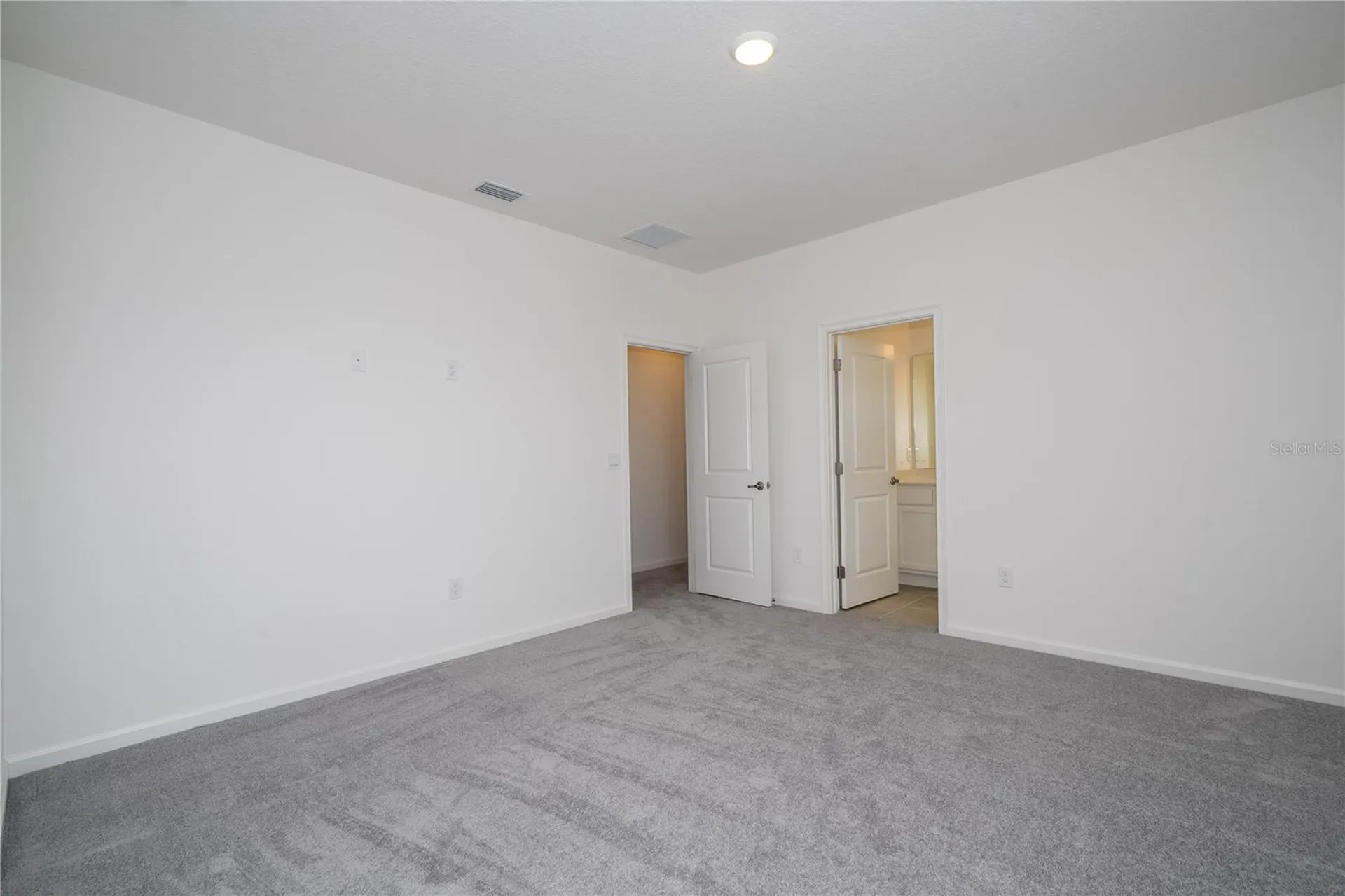 5674 High Seas Drive Orlando FL 32821