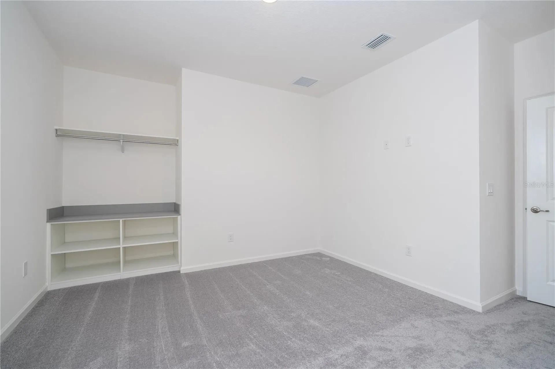 5674 High Seas Drive Orlando FL 32821