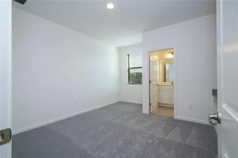 5674 High Seas Drive Orlando FL 32821