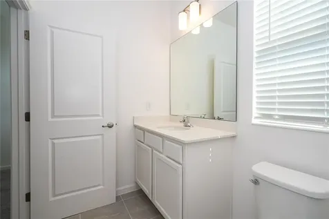 5674 High Seas Drive Orlando FL 32821