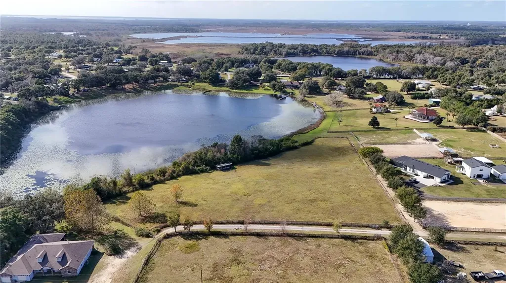 000 Kenny Trail Eustis FL 32736