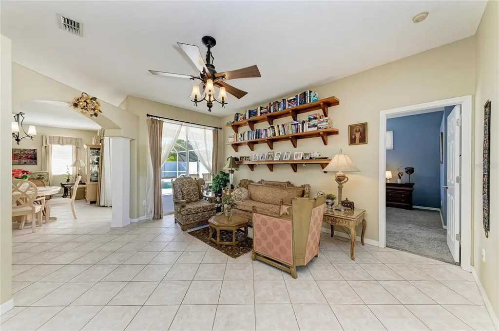 7122 42nd Court E Sarasota FL 34243