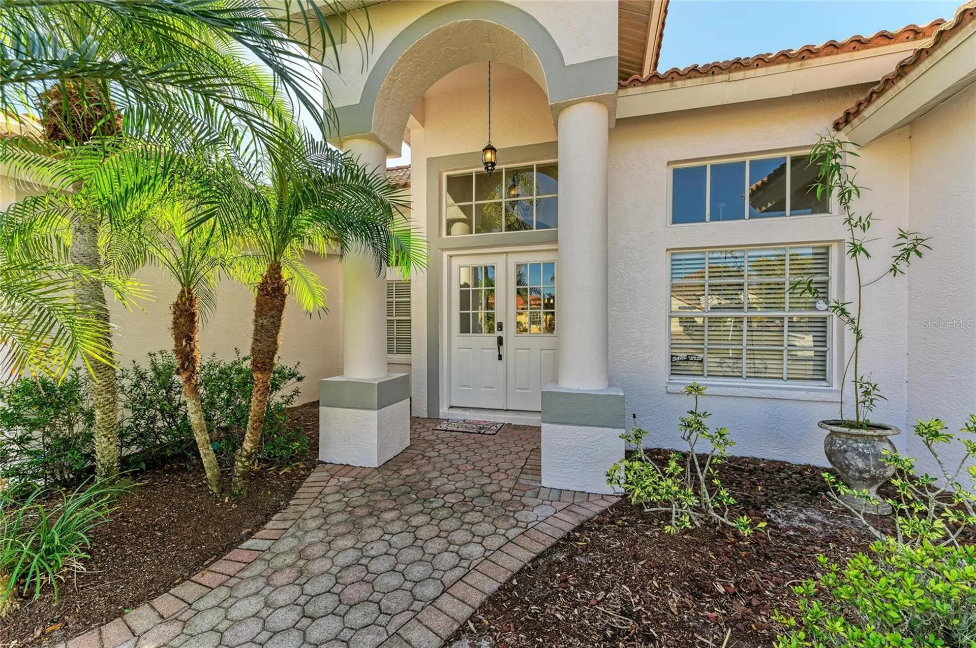 7122 42nd Court E Sarasota FL 34243
