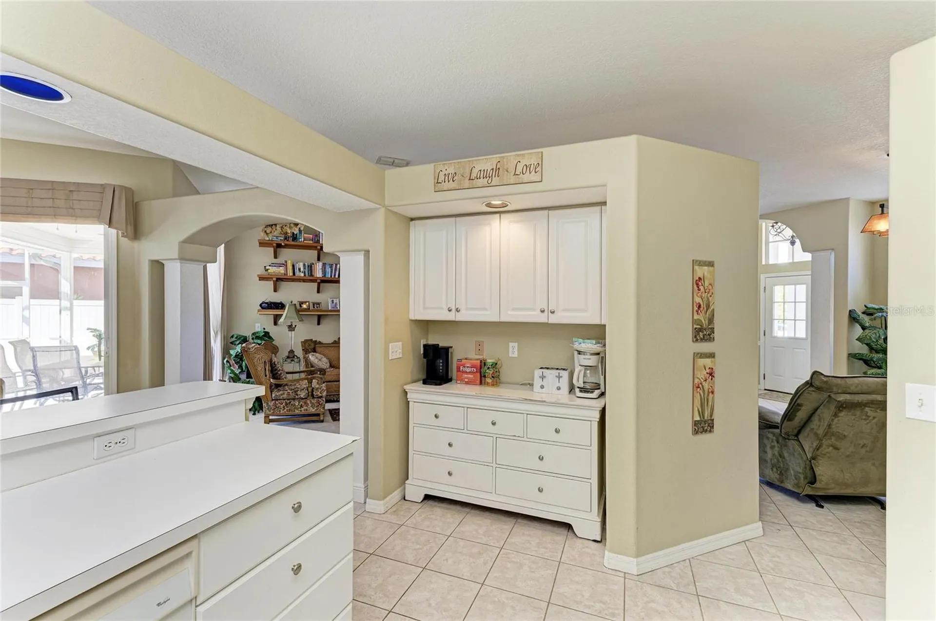 7122 42nd Court E Sarasota FL 34243