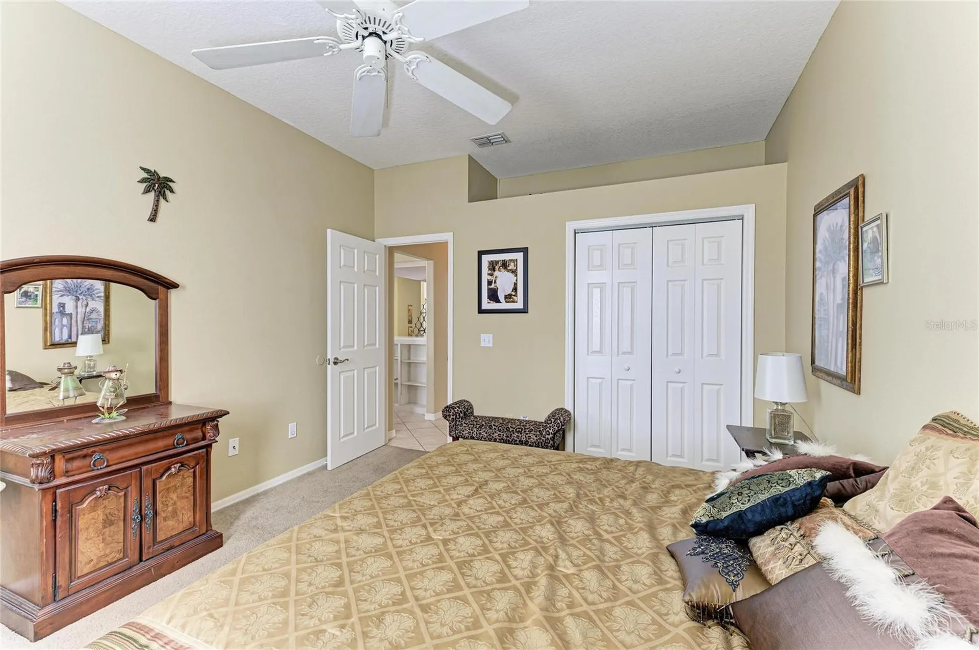 7122 42nd Court E Sarasota FL 34243