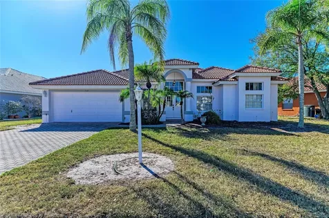 7122 42nd Court E Sarasota FL 34243