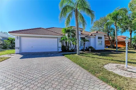 7122 42nd Court E Sarasota FL 34243
