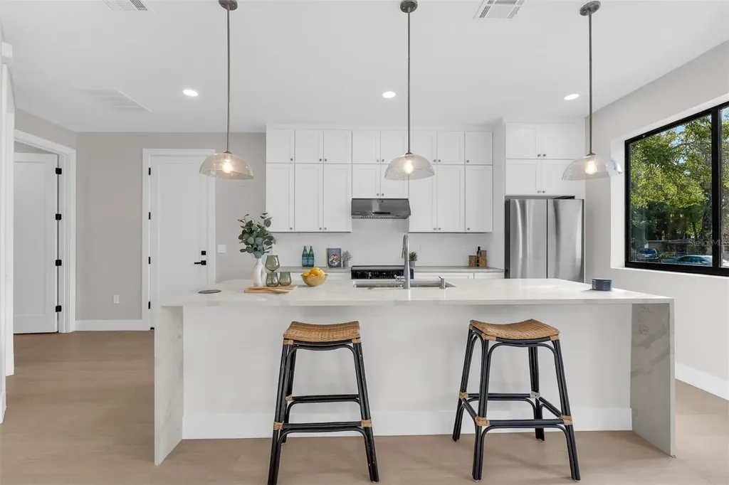 405 Calhoun Place Orlando FL 32801