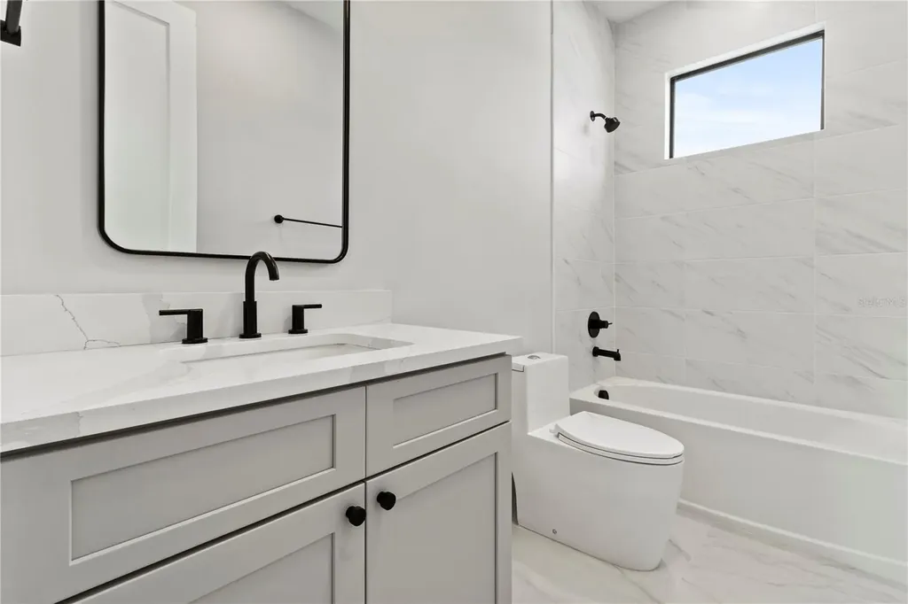 405 Calhoun Place Orlando FL 32801