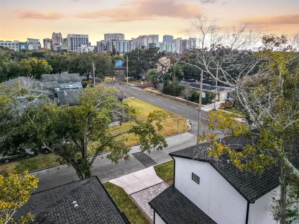 405 Calhoun Place Orlando FL 32801