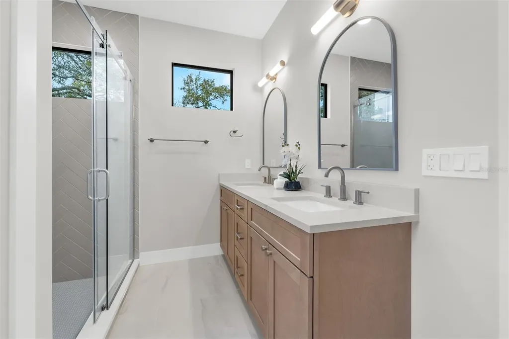 405 Calhoun Place Orlando FL 32801