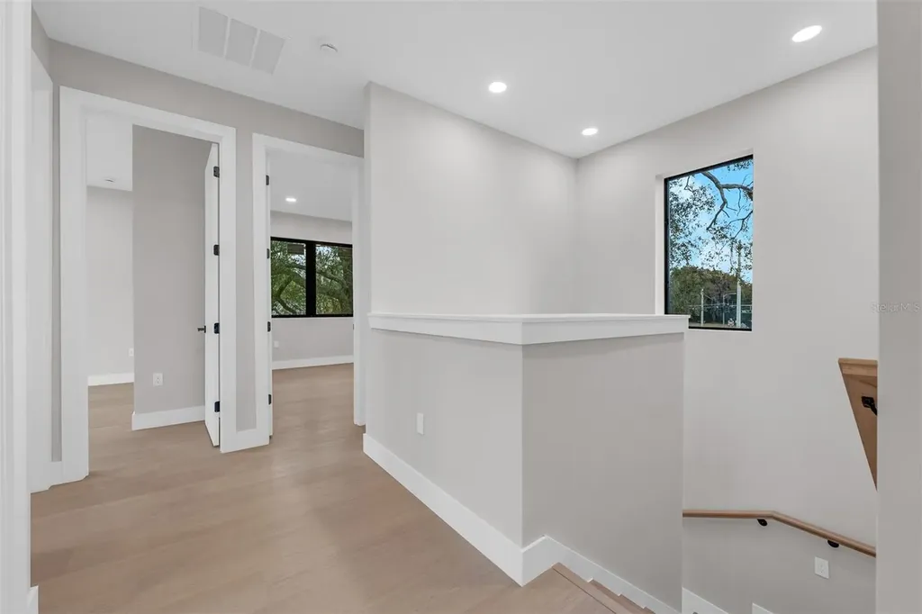 405 Calhoun Place Orlando FL 32801