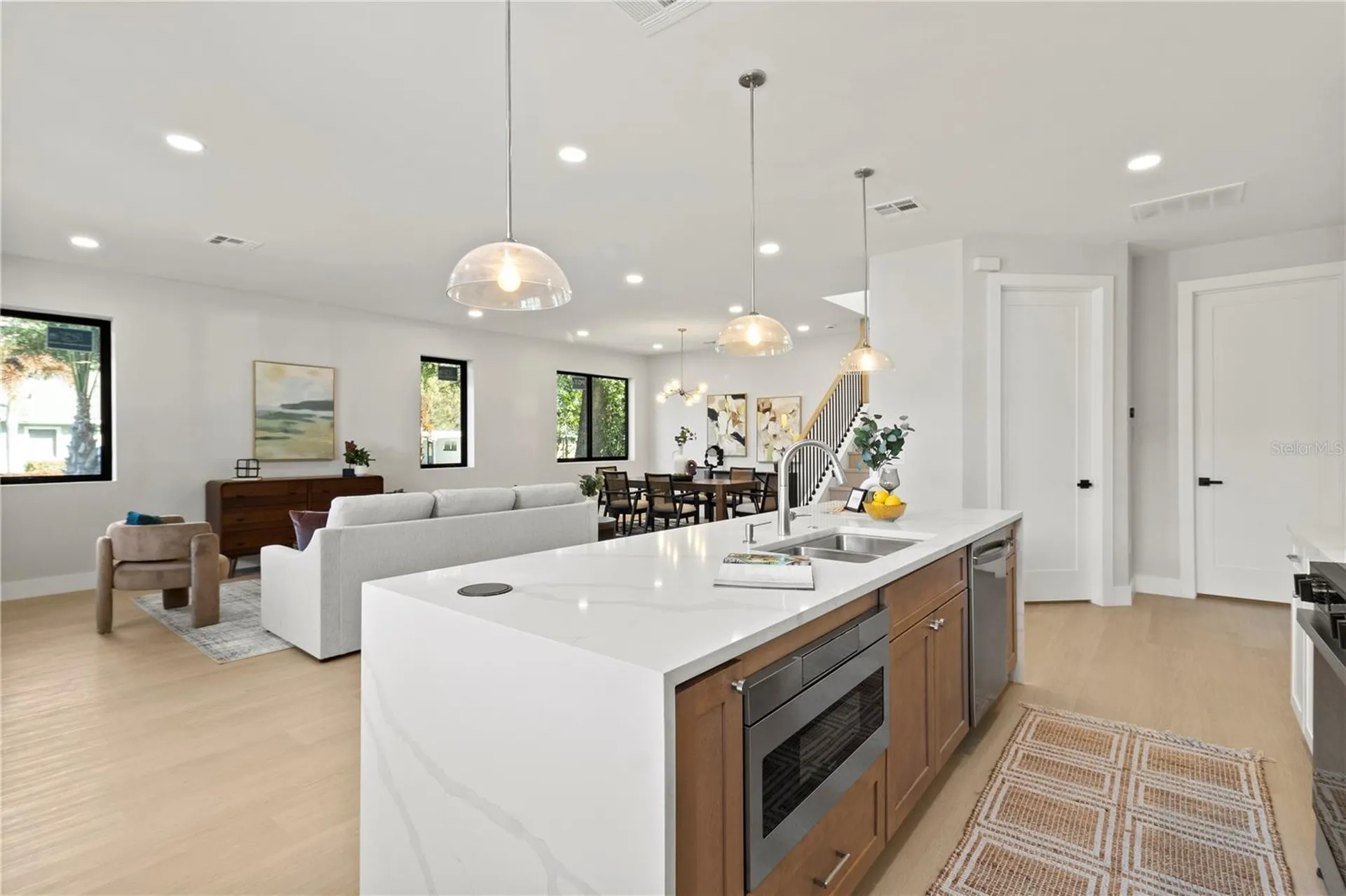 405 Calhoun Place Orlando FL 32801