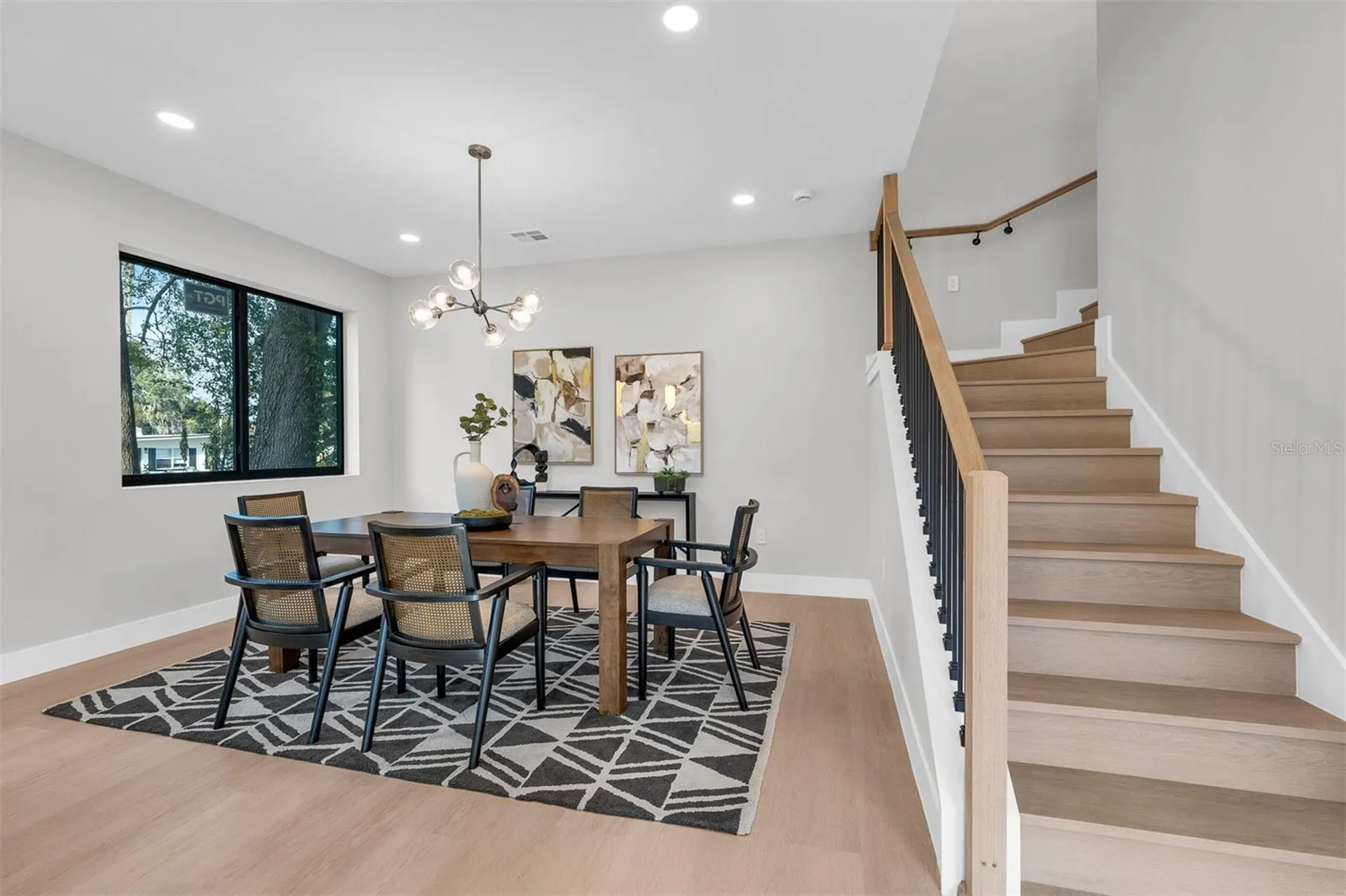 405 Calhoun Place Orlando FL 32801