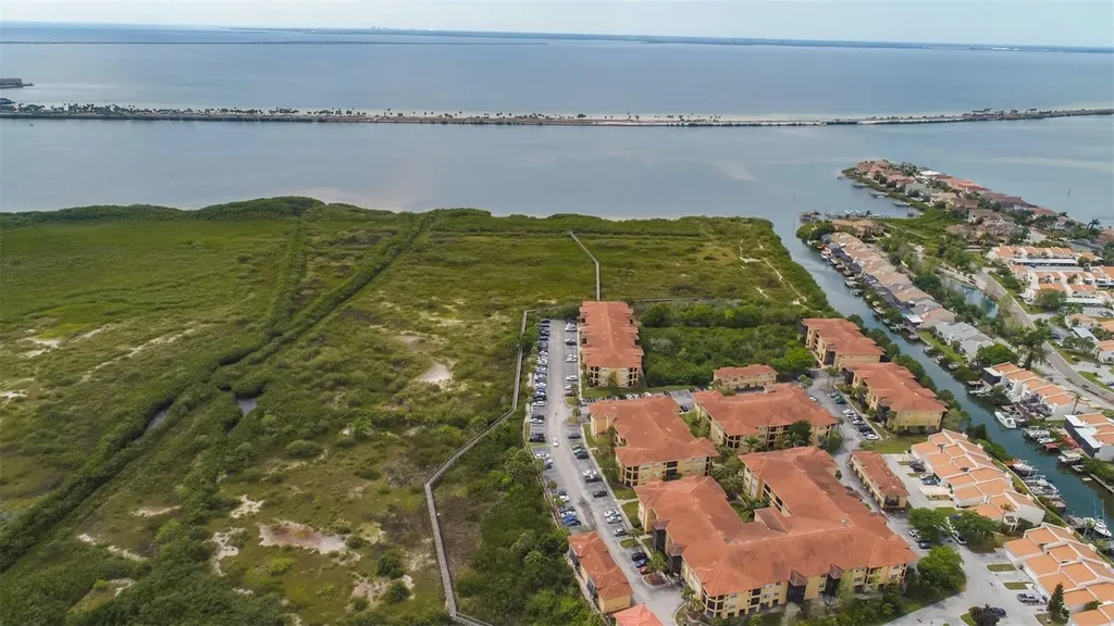 4323 Bayside Village Drive Tampa FL 33615
