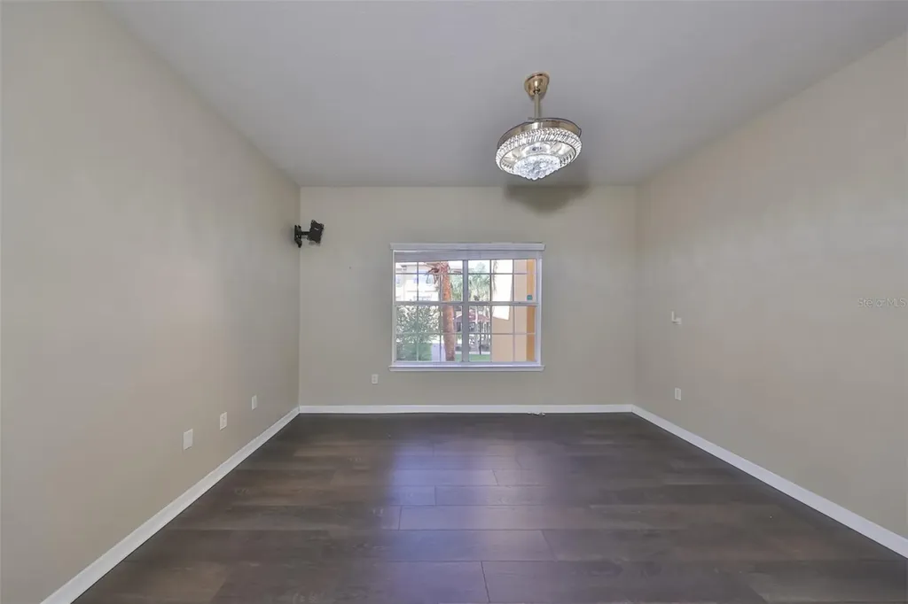 4323 Bayside Village Drive Tampa FL 33615