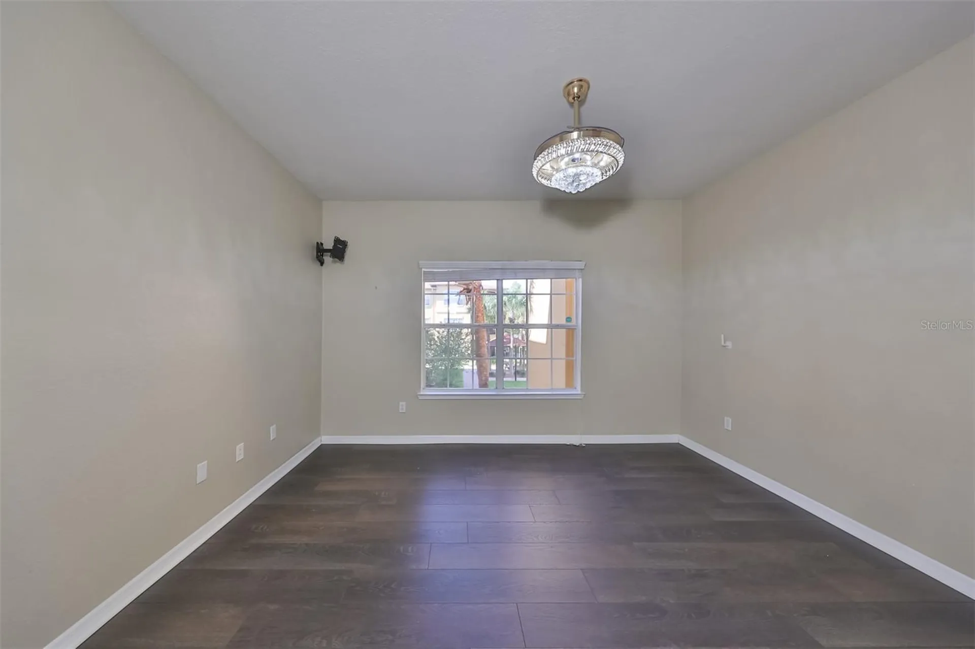 4323 Bayside Village Drive Tampa FL 33615