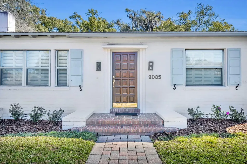 2035 Lake Sue Drive Orlando FL 32803