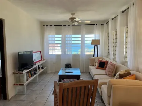 327 Bravos Vieques PR 00765