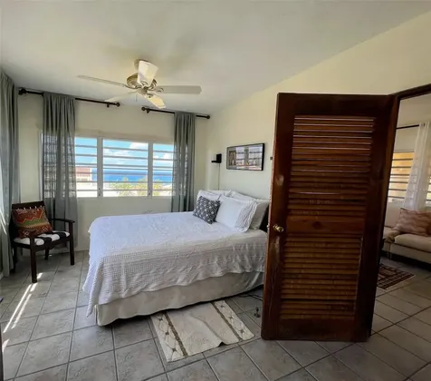 327 Bravos Vieques PR 00765