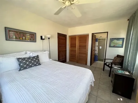 327 Bravos Vieques PR 00765
