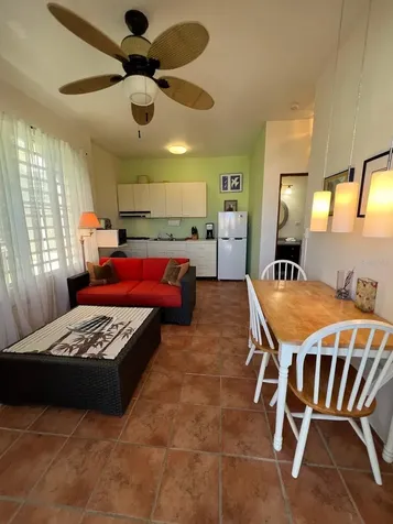 327 Bravos Vieques PR 00765