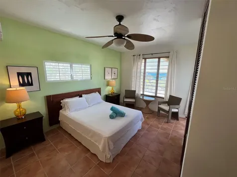 327 Bravos Vieques PR 00765