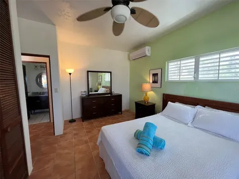 327 Bravos Vieques PR 00765
