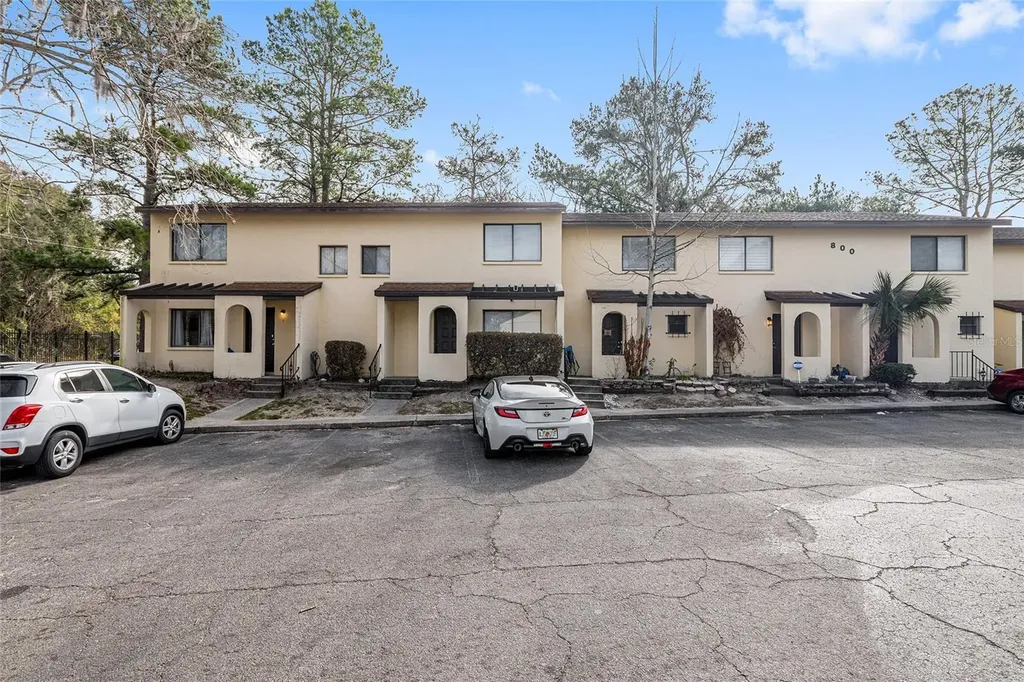 2735 SW 35th Place Gainesville FL 32608