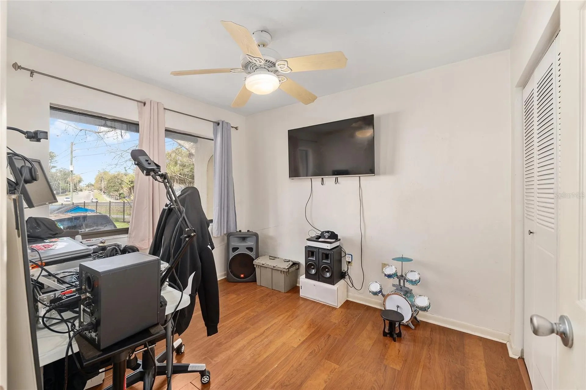 2735 SW 35th Place Gainesville FL 32608