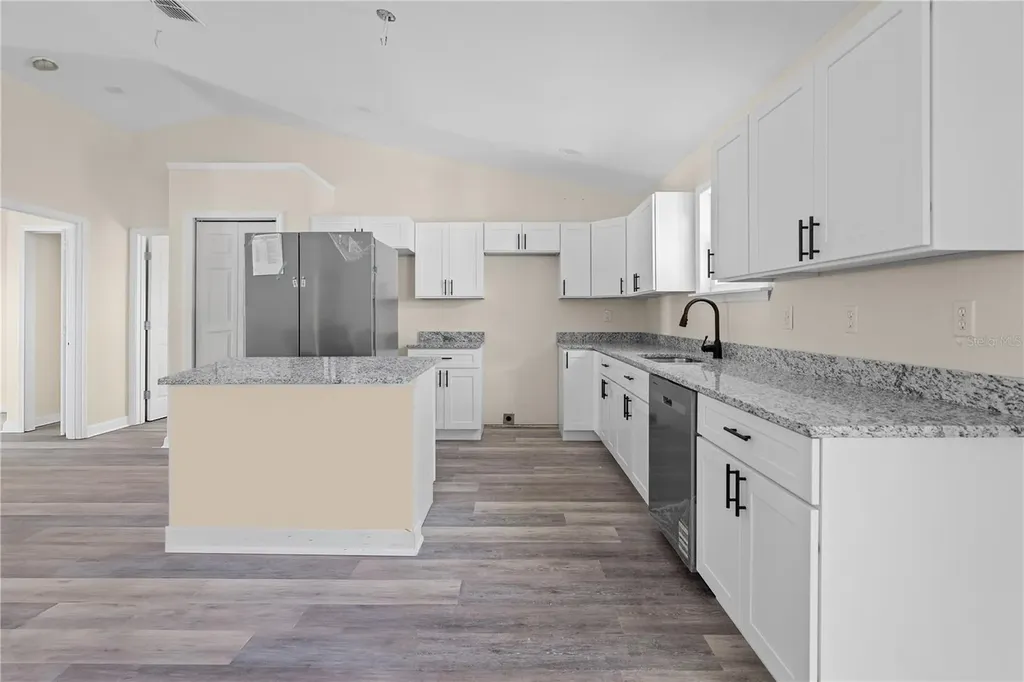 2988 SW Bonable Drive Dunnellon FL 34431