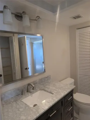 4313 Woodmans Chart Sarasota FL 34235