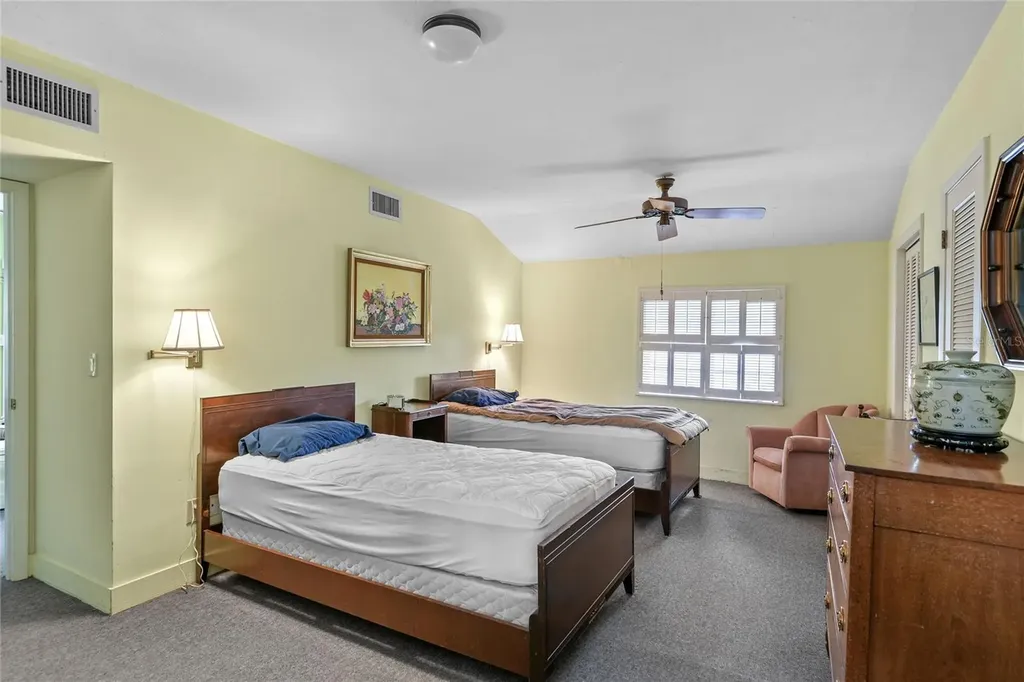 2035 Lake Sue Drive Orlando FL 32803