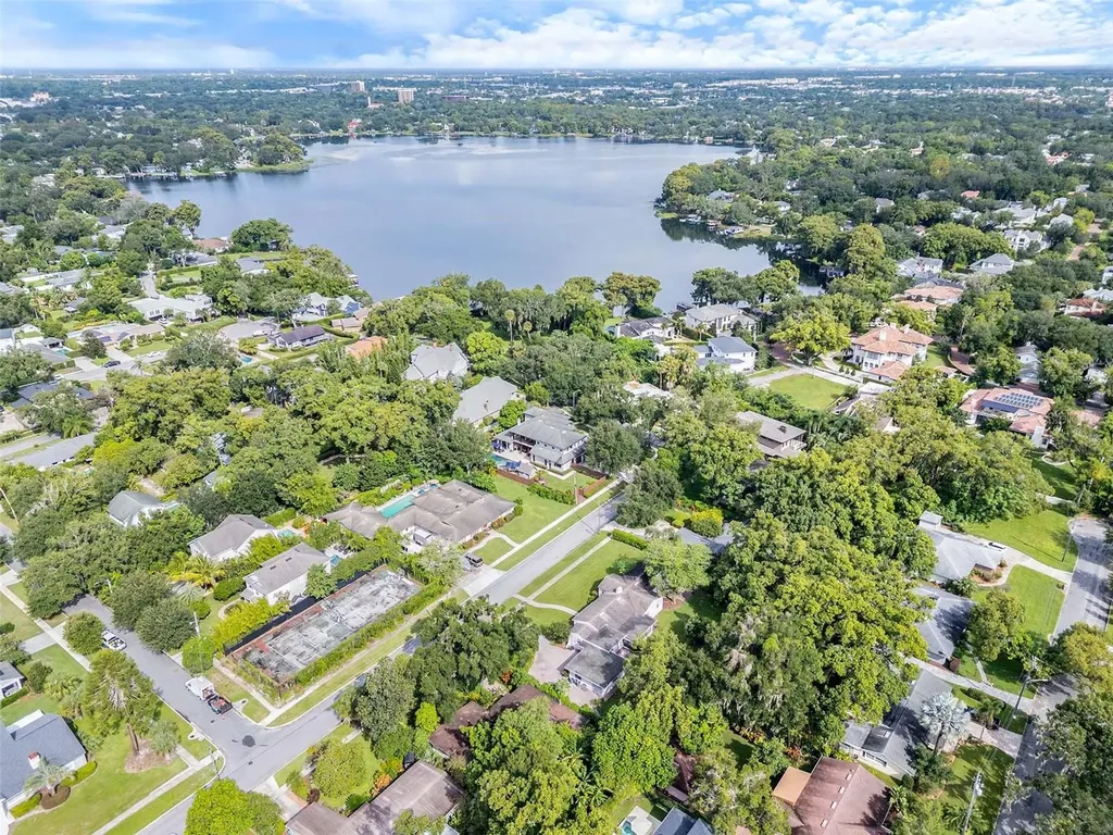 2035 Lake Sue Drive Orlando FL 32803