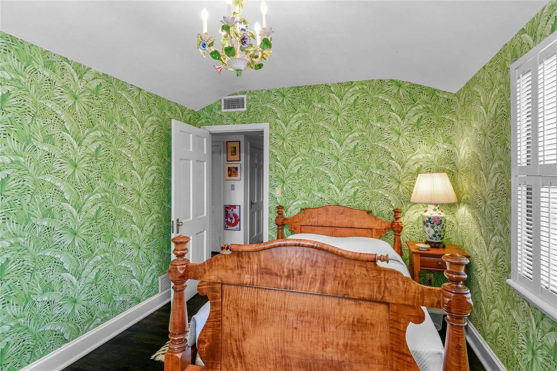 2035 Lake Sue Drive Orlando FL 32803