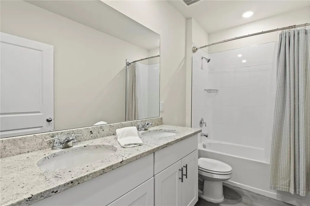 10170 Daybreak Glen Parrish FL 34219