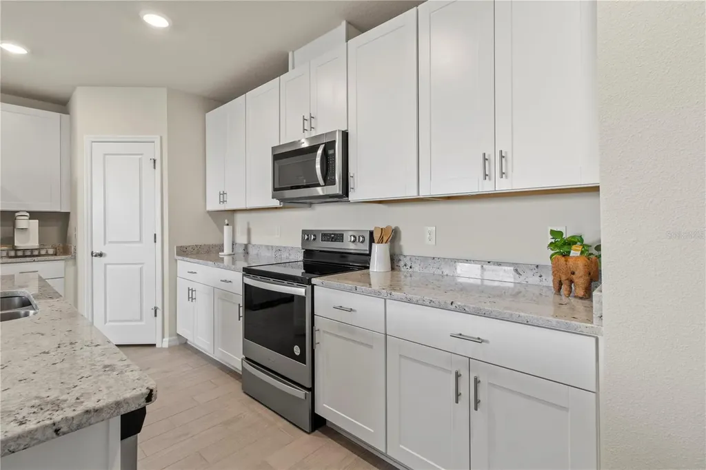 10170 Daybreak Glen Parrish FL 34219