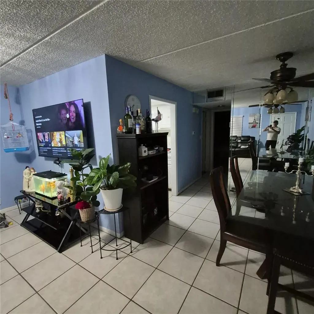 4724 Michael Court Tampa FL 33614