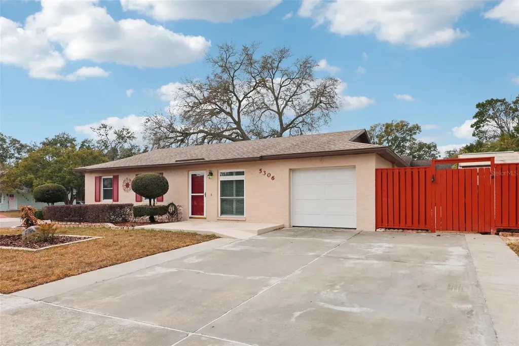5306 Camrose Court Orlando FL 32808