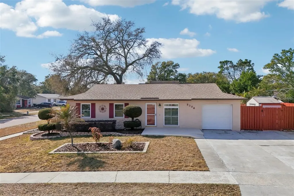 5306 Camrose Court Orlando FL 32808
